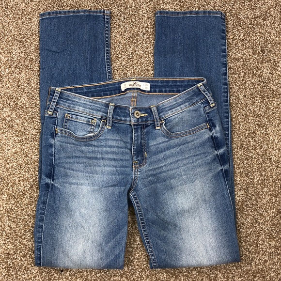 Hollister Juniors Skinny Jeans - Picture 2 of 6